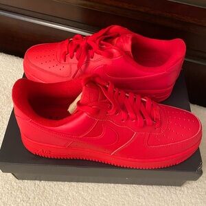 Air Force 1 Low ’07 LV8 1 ‘Triple Red’